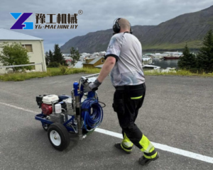 parking lot line striping machine