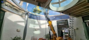 5t spider crane Singapore for glass facade installations