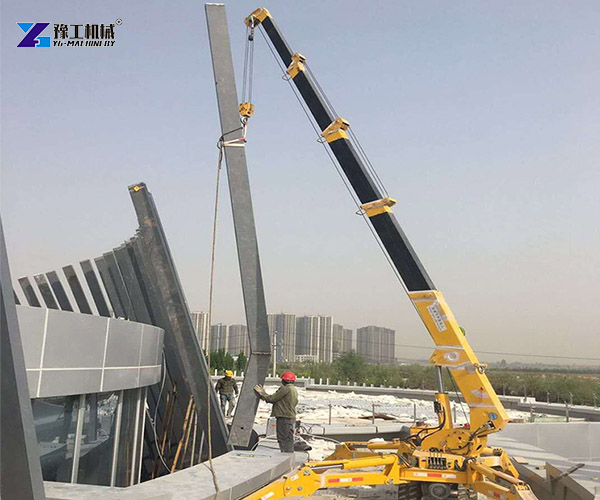 small spider crane for steel structure installation